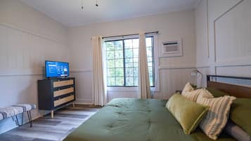 3 quartos, escrivaninha, Wi-Fi, roupa de cama