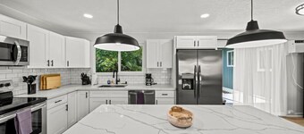 Hilo Harmony -  Spacious 3BR/2BA Getaway