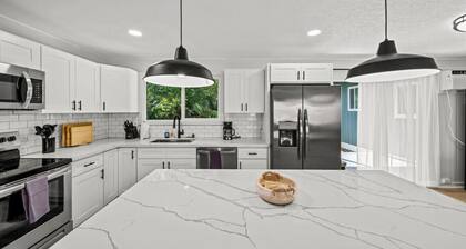 Island Adventure Hub, Near Volcanoes & Beach