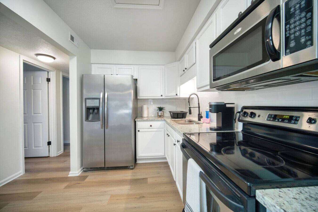 Fridge, cookware/dishes/utensils