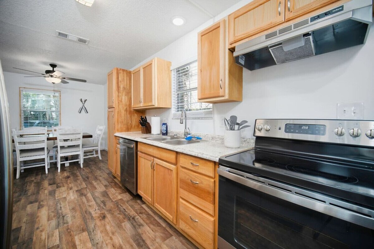 Photo 8 of Pet Friendly Retreat Near Historic Charm