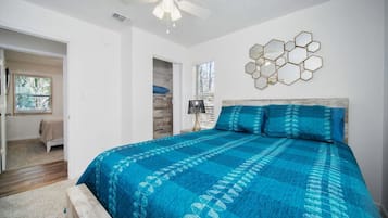 4 bedrooms, travel cot, WiFi, bed sheets