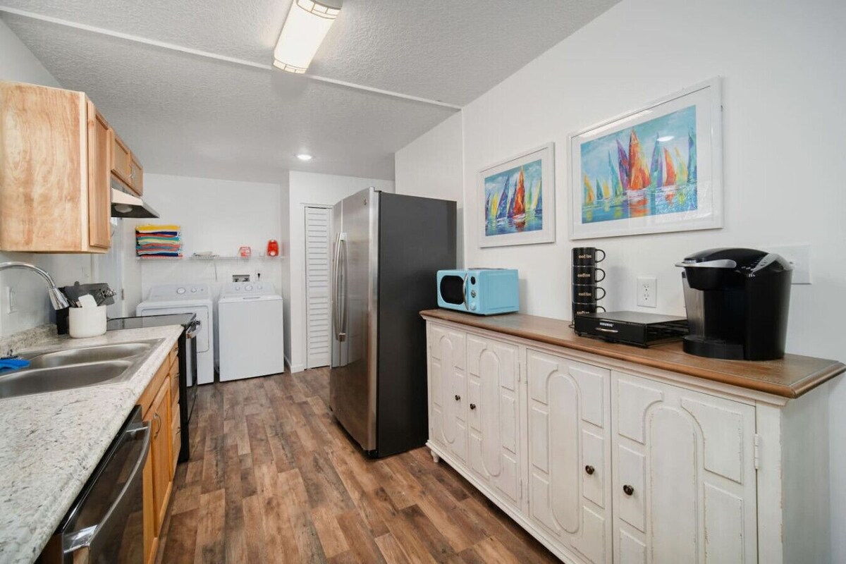 Photo 3 of Pet Friendly Retreat Near Historic Charm