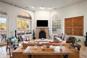 TV, fireplace - NEW Heated Pool & Outdoor Fun: HotTub,Games & More (Sedona)