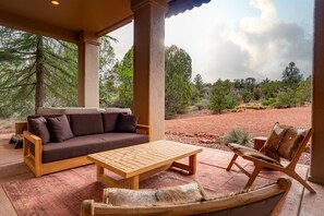 Terrace/patio - NEW Heated Pool & Outdoor Fun: HotTub,Games & More (Sedona)
