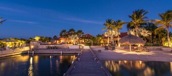 Private Island | Isla Kiniw by Bocobay