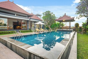 Outdoor pool - Srimalen Villa by Kozystay - Canggu- (Canggu)