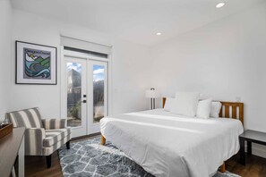 3 chambres, bureau, Wi-Fi gratuit, draps fournis