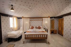 Room - The Rawla Tent Resort & Spa (Garudeshwar)