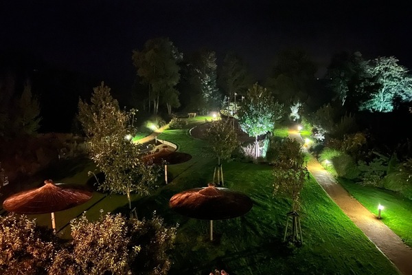 Abends in der Ferienanlage