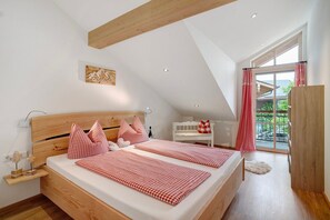 2 bedrooms, free WiFi, bed sheets