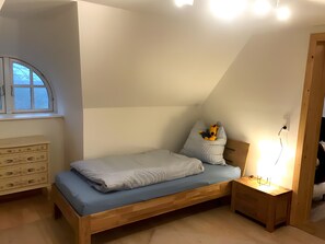 4 Schlafzimmer, kostenloses WLAN, Bettwäsche