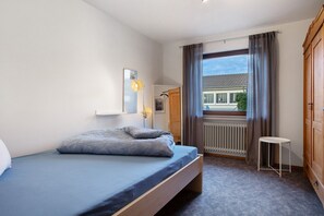 3 habitaciones, tabla de planchar con plancha y wifi gratis