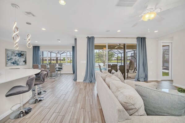 Smart TV, table football