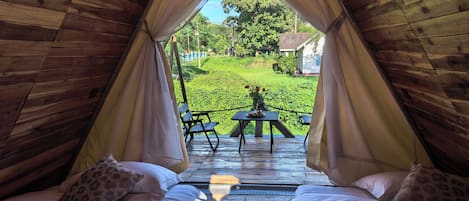 Classic Chalet, Patio, Hill View | 2 bedrooms, free WiFi