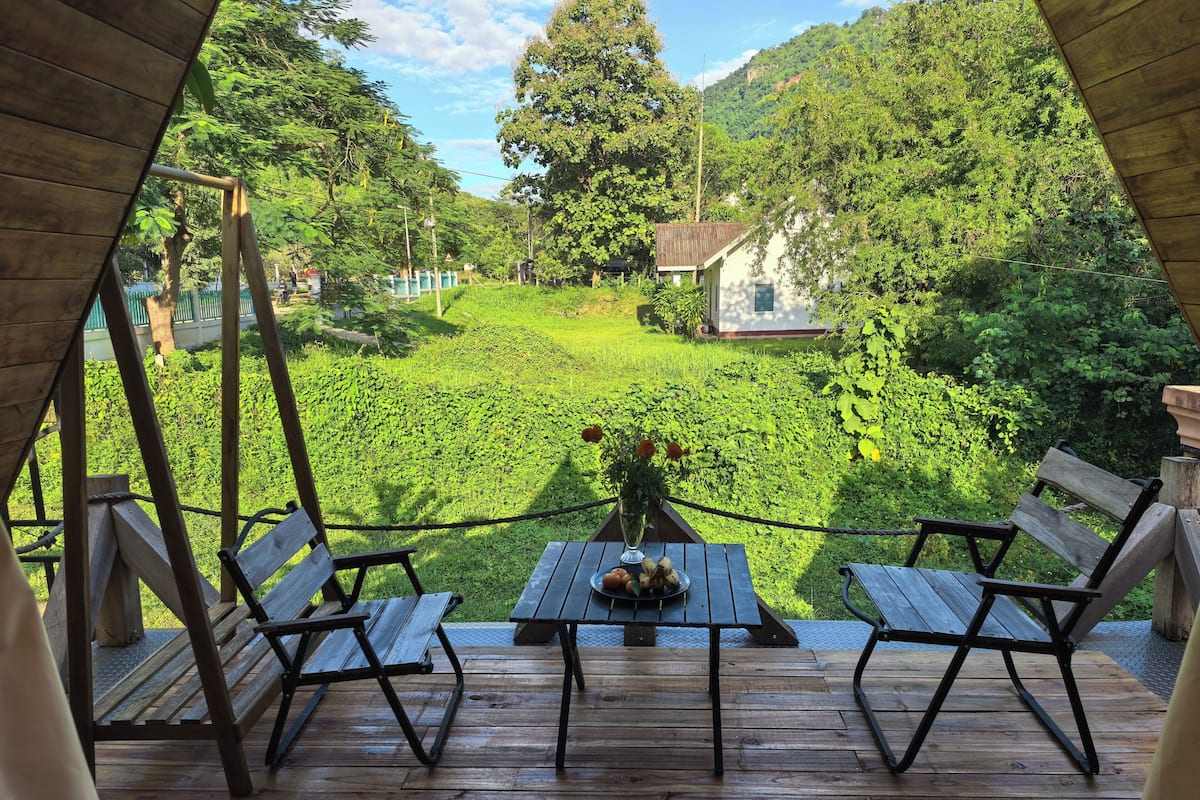 Classic Chalet, Patio, Hill View | Terrace/patio