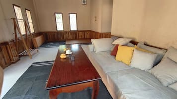 Comfort House, Mountain View | Living area