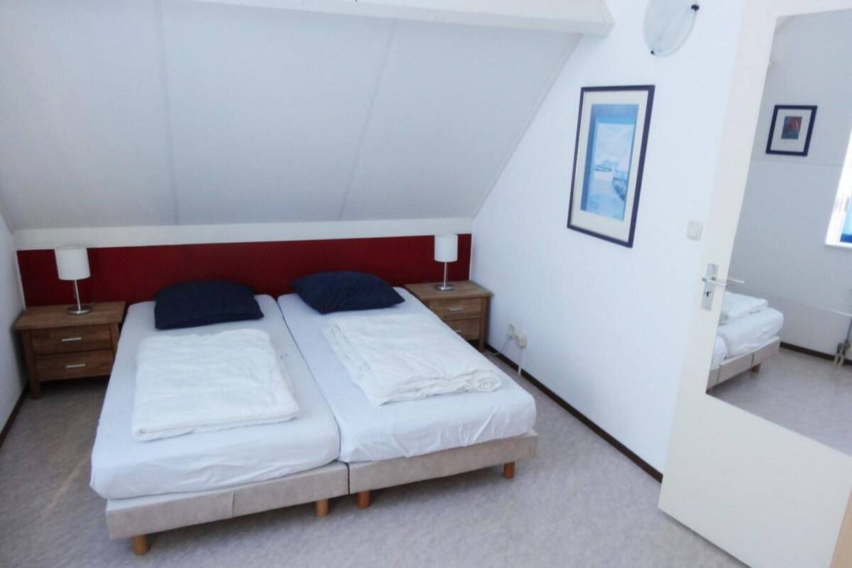 17 bedrooms, individually furnished