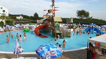 Piscine extérieure, piscine chauffée