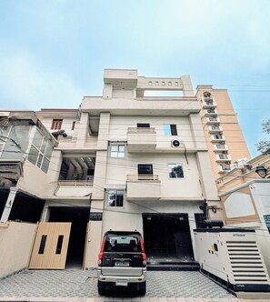 Bagian depan properti