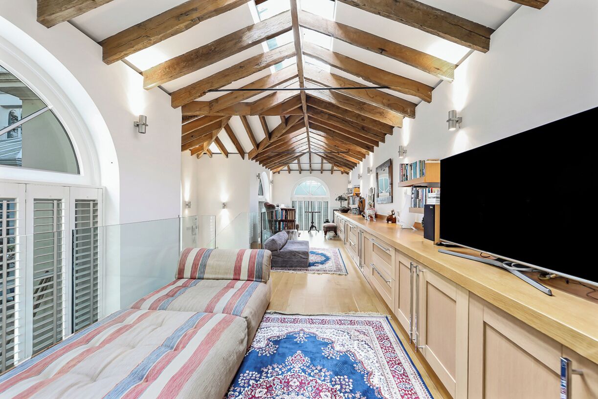 1 slaapkamer, een strijkplank/strijkijzer, wifi, beddengoed