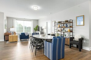 Interior - Stunning 2BR Penthouse | Garage | Elevator | Gym (Columbus)