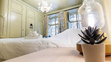 1 chambre, fer et planche Ă repasser, Wi-Fi gratuit, draps fournis