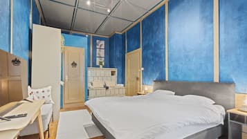 Bügeleisen/Bügelbrett, kostenloses WLAN, Bettwäsche