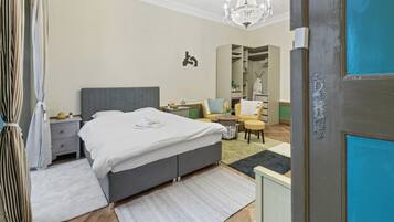 1 bedroom, iron/ironing board, free WiFi, bed sheets