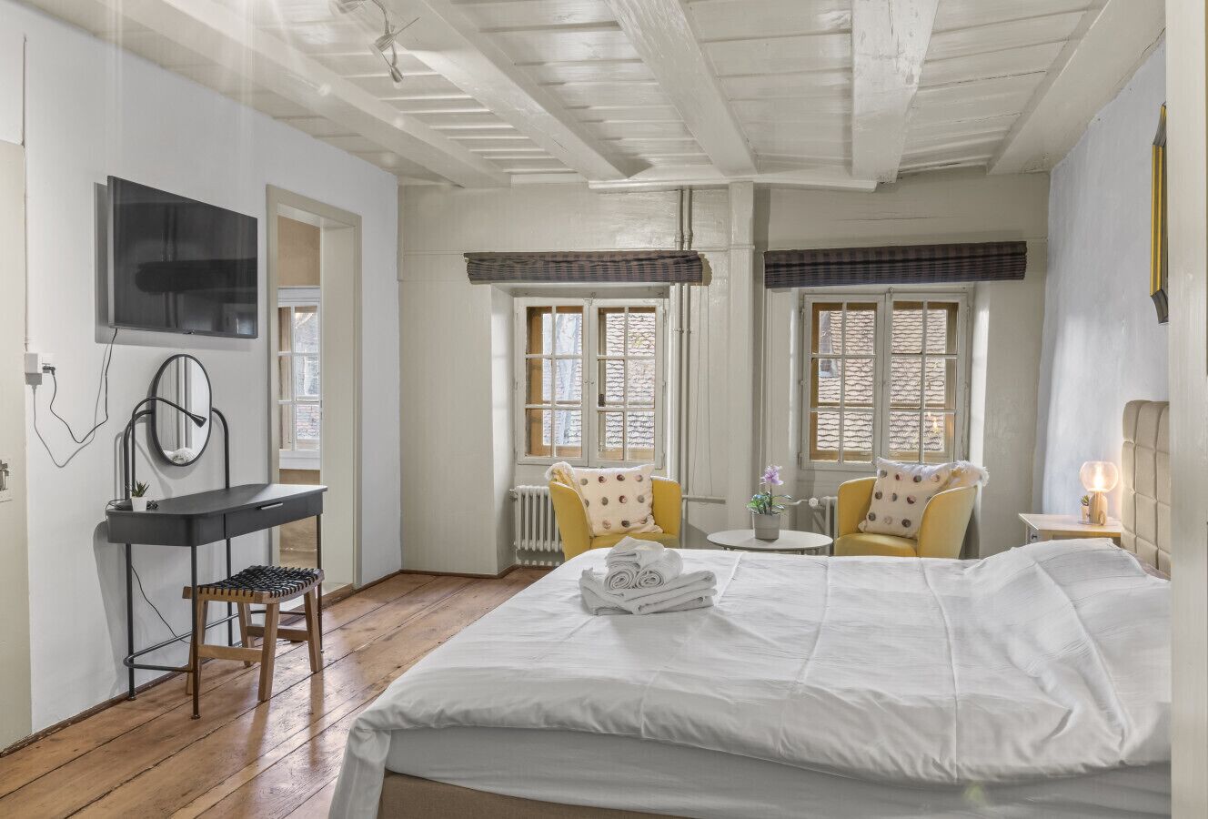 1 bedroom, iron/ironing board, free WiFi