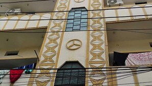 Front of property - TabTrips Bhakti Dham Stay (Varanasi)