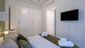 1 Schlafzimmer, BĂŒgeleisen/BĂŒgelbrett, WLAN, BettwĂ€sche