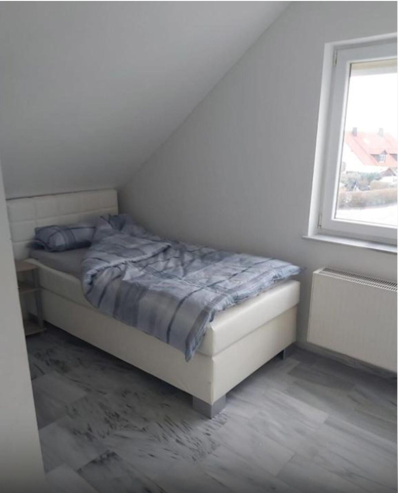 8 bedrooms, iron/ironing board, WiFi, bed sheets