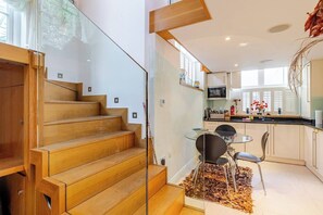 Mikrowelle, Ofen, Herdplatte, Geschirrspüler