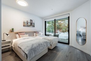 2 bedrooms, iron/ironing board, travel cot, free WiFi