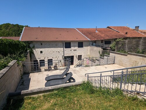 Gîte rénové et moderne avec Wi-Fi, calme et confort près de Ligny-en-Barrois