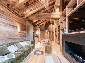 Télévision, cheminée