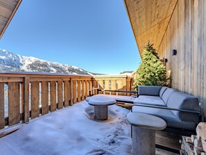 Terrace/patio - Modern Penthouse in Méribel, 12 guests, fireplace, 5* hotel service (Les Allues-Méribel)