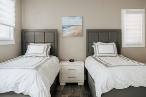 5 chambres, lit parapluie, Wi-Fi gratuit, draps fournis