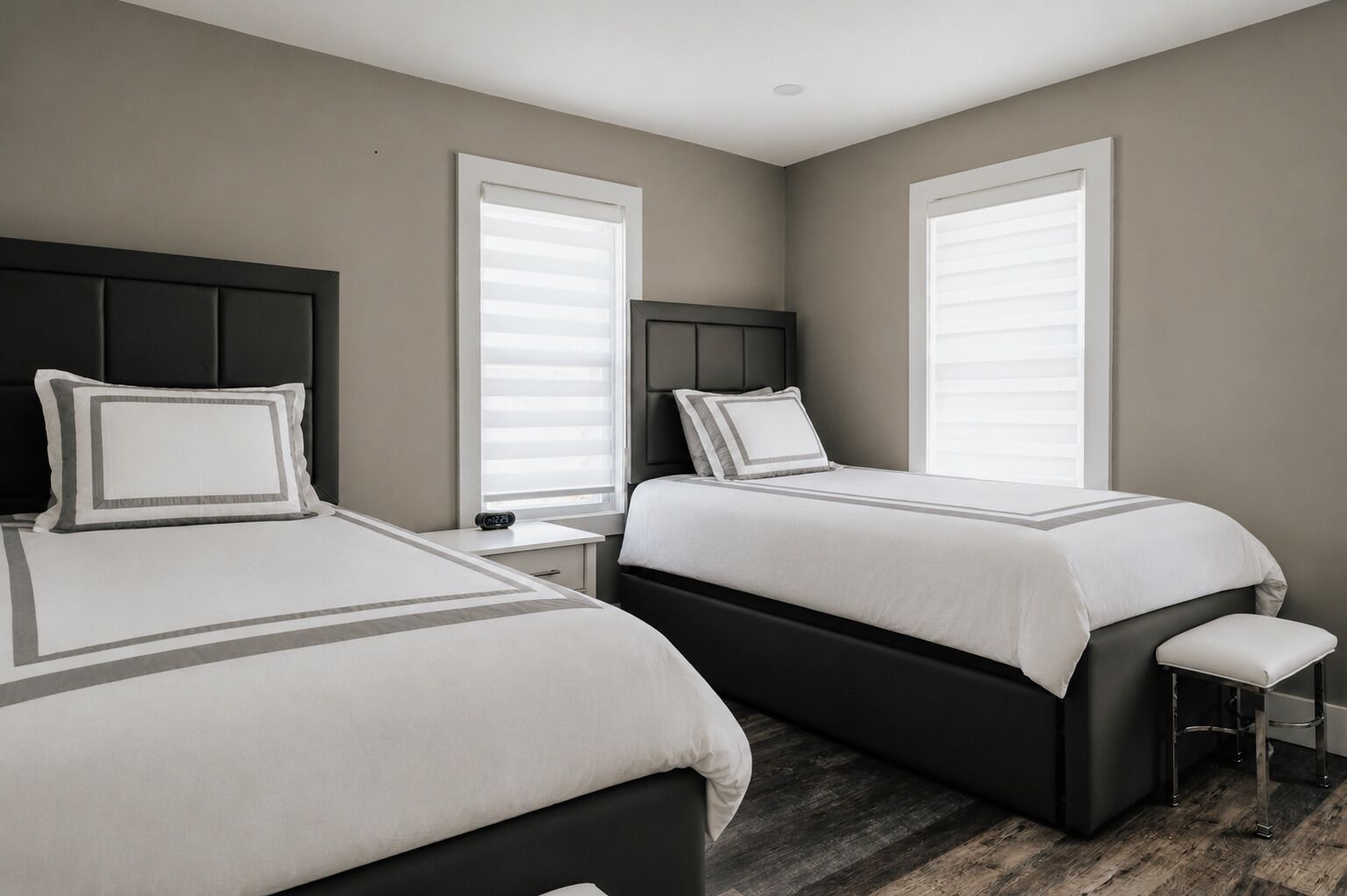 5 Schlafzimmer, Reisekinderbett, kostenloses WLAN, Bettwäsche