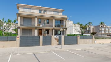 Apartment | Exterior
