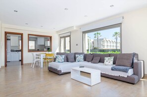 Apartment | Living room