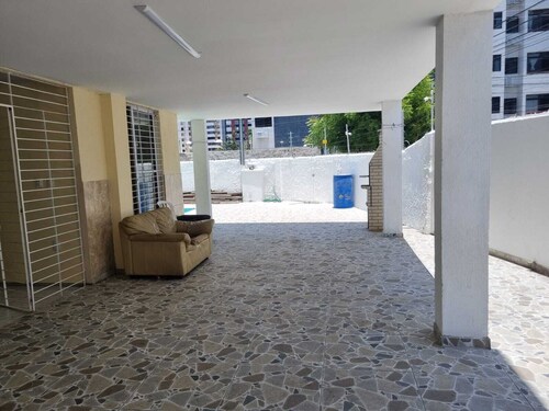 OCEANIA HOUSE WITH POOL FOR UP TO 15 PEOPLE