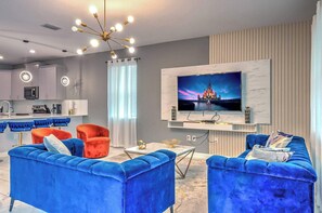 Televisión, videojuegos y oficina 