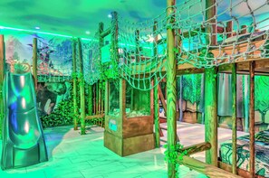 9 soveværelser, strygejern/strygebræt, Wi-Fi, sengetøj