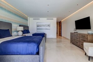 4 bedrooms, desk, iron/ironing board, free WiFi