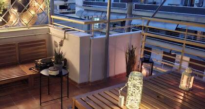 New Cozy Apt with Balcony close to Analipsi Metro