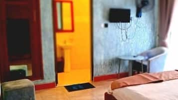 Single Room, Balcony | Bilik Mandi | Selipar, tuala disediakan, sabun, syampu
