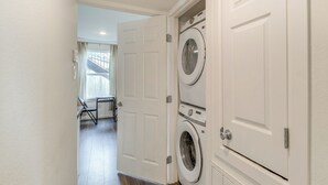 Apartment (2 Bedrooms) | Innenbereich