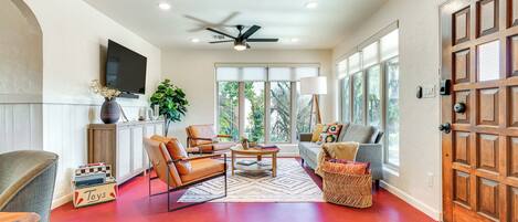 House (2 Bedrooms) | Front of property